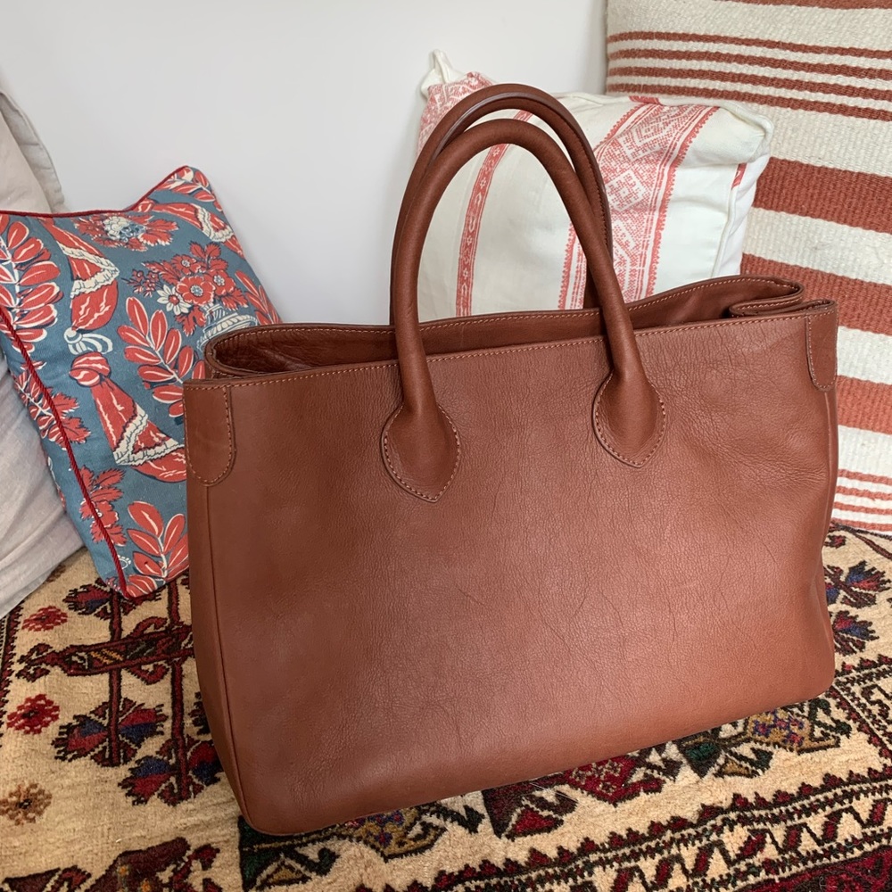 Mark and Graham Elisabetta Slouch Bag